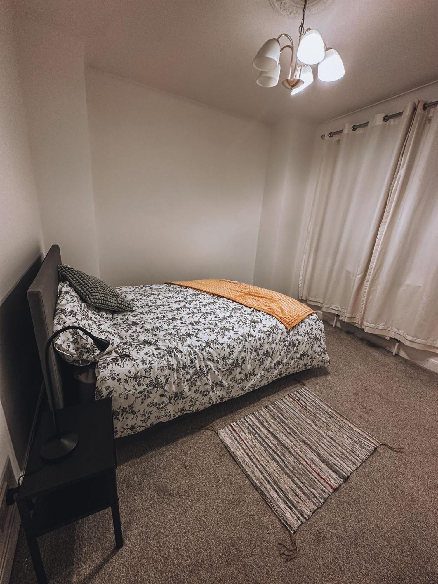 Cosy 2 Bedroom Apartment In Swiss Cottage. ลอนดอน ภายนอก รูปภาพ